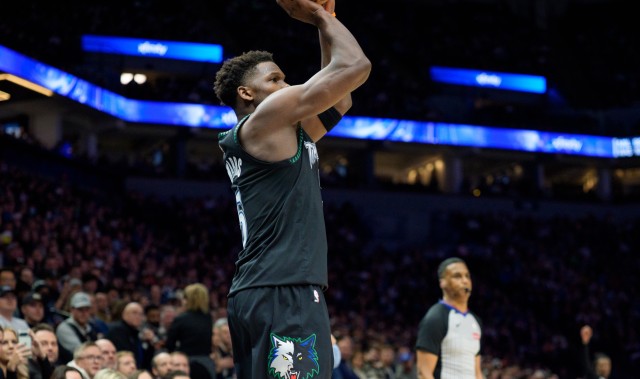 世界杯手机观看软件下载-华子：我喜欢顶着包夹投篮 当我出手时我们的赢球概率会更高